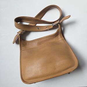 Vintage Coach Legacy Zip Handbag Tan 9966
